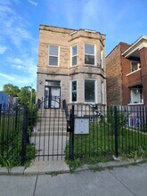 Building Photo - 5427 S Aberdeen St