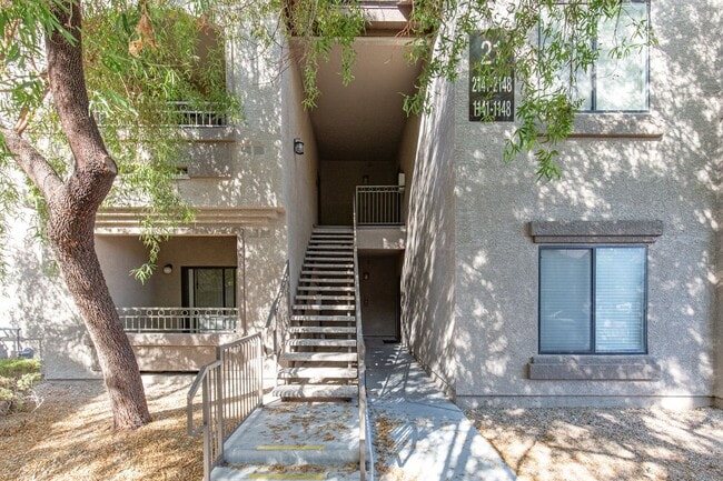 Building Photo - MOVE IN SPECIAL - 1st month HALF OFF!!!