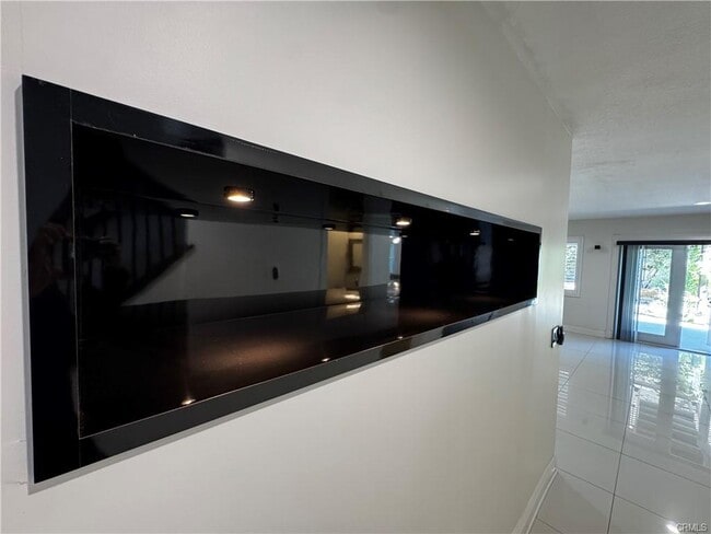 Foto del edificio - 10 Ivy Ln
