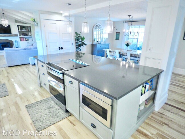 Foto del edificio - 6 br, 3.5 bath House - 3990 S. Syracuse Way