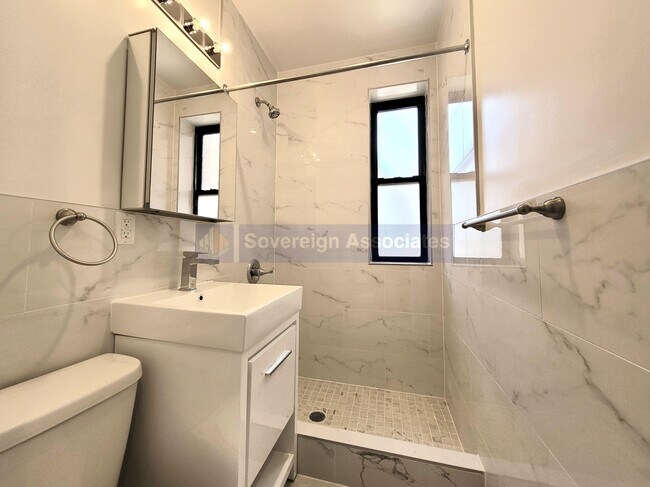 Foto del edificio - 634 St Nicholas Ave