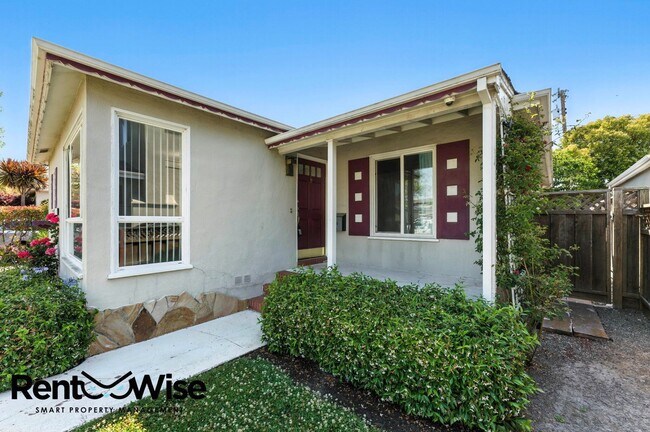 Foto del edificio - 1121 Killarney Ln