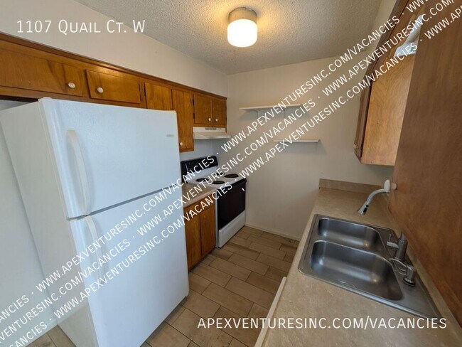 Building Photo - 1107 Quail Ct W