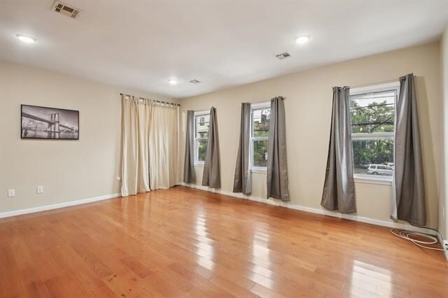 Foto del edificio - 1160 Summit Ave