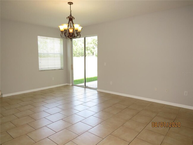 Building Photo - 10014 Smarty Jones Dr