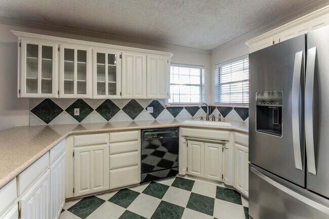 Building Photo - 7508 Rall Cir