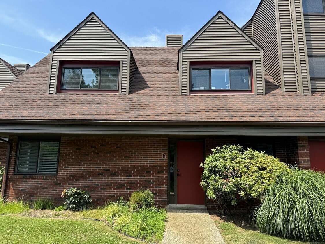 Primary Photo - 74 Montoya Dr