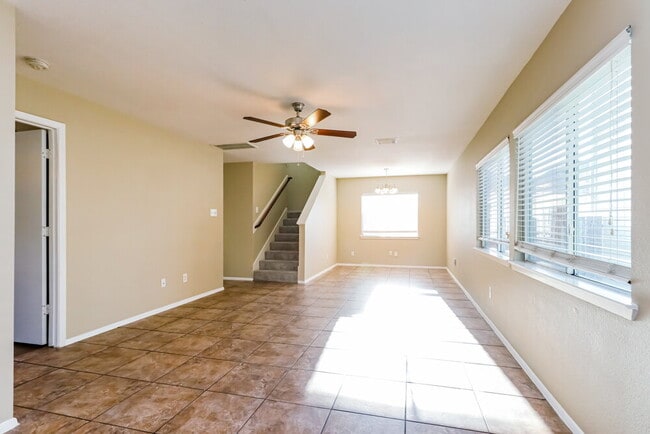 Foto del edificio - 1207 Verde Trails Dr