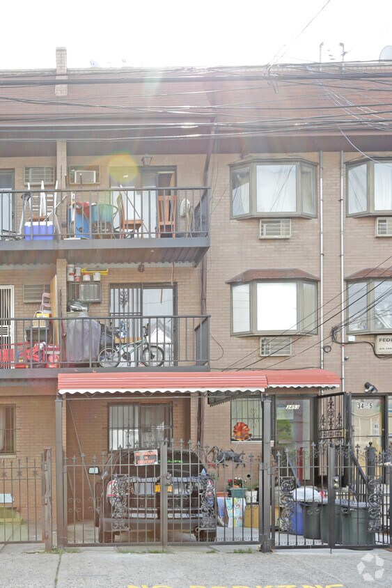 Building Photo - 34-53 106th St