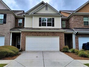 Building Photo - 4005 Labrador Way