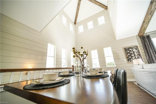 Building Photo - 312 Fishers Ct