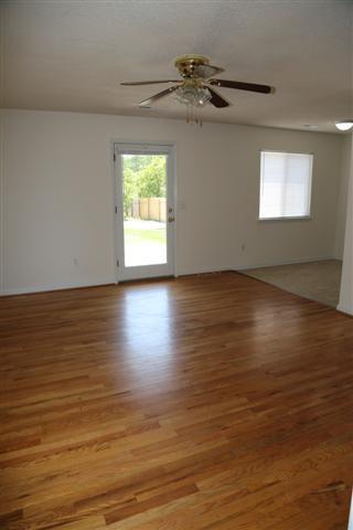 Living Room - 246 Queens Haven Rd
