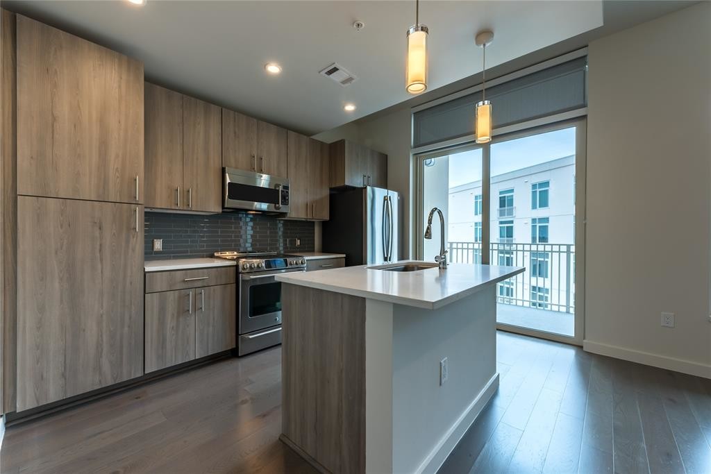 Foto principal - 1699 Hermann Dr