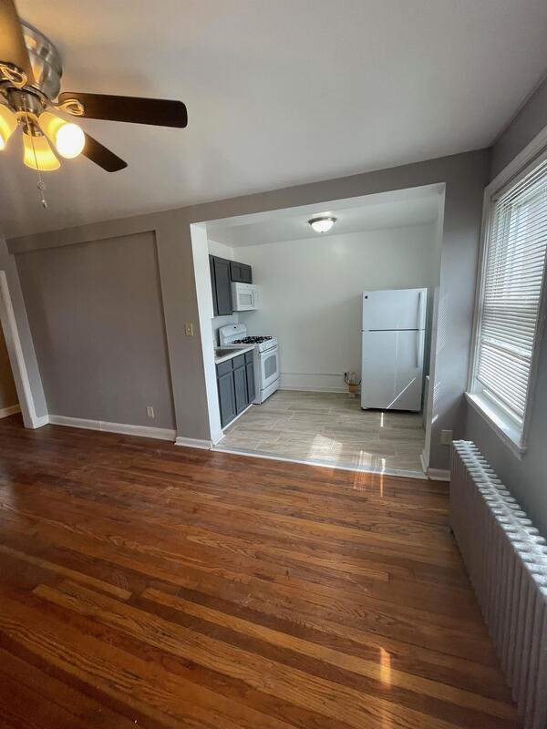 Building Photo - 4014 Edgewood Rd