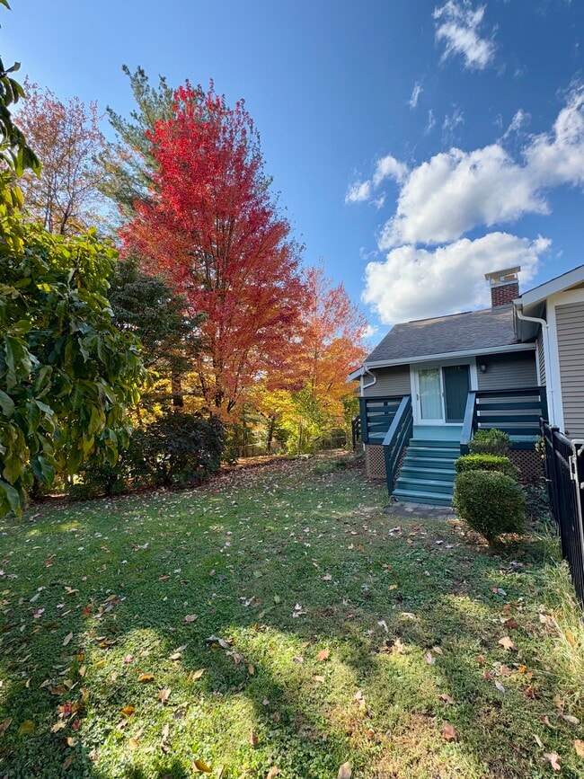 Building Photo - 6029 Lockard Ave