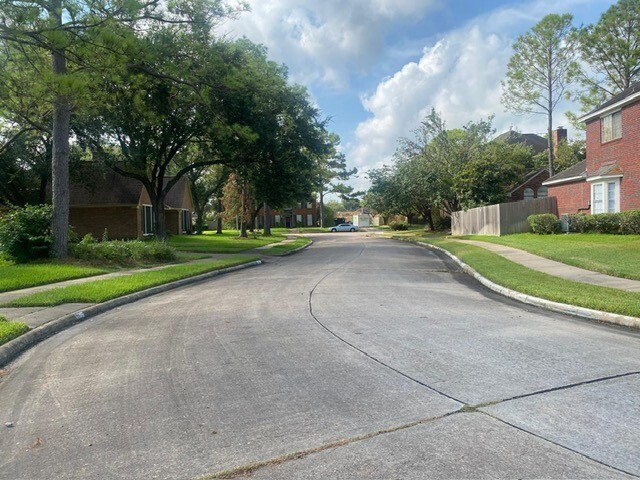 Building Photo - 2907 Stonewall Ct