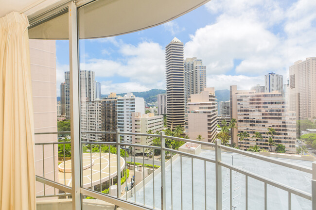 Foto del edificio - 1765 Ala Moana Blvd