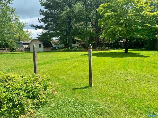 Building Photo - 107 Sanibell Cir