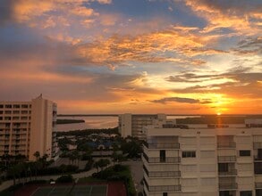 Building Photo - 5159 N Hwy A1A