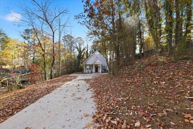 Foto del edificio - 2515 Lakeview Trail