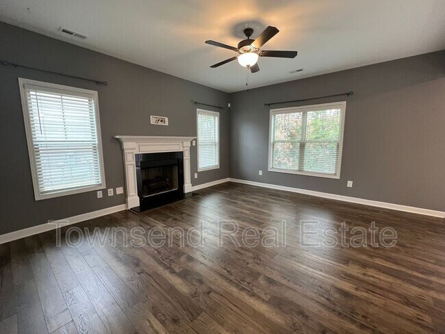 Building Photo - 4627 Cedar Pass Dr