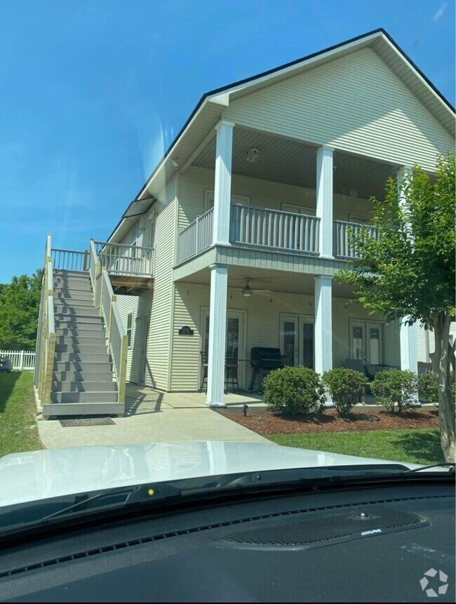 Student Apartments For Rent in Gramercy, LA 6 Rentals