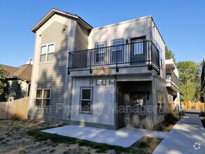 Building Photo - 808 Prince St