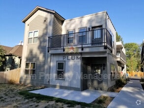 Building Photo - 808 Prince St