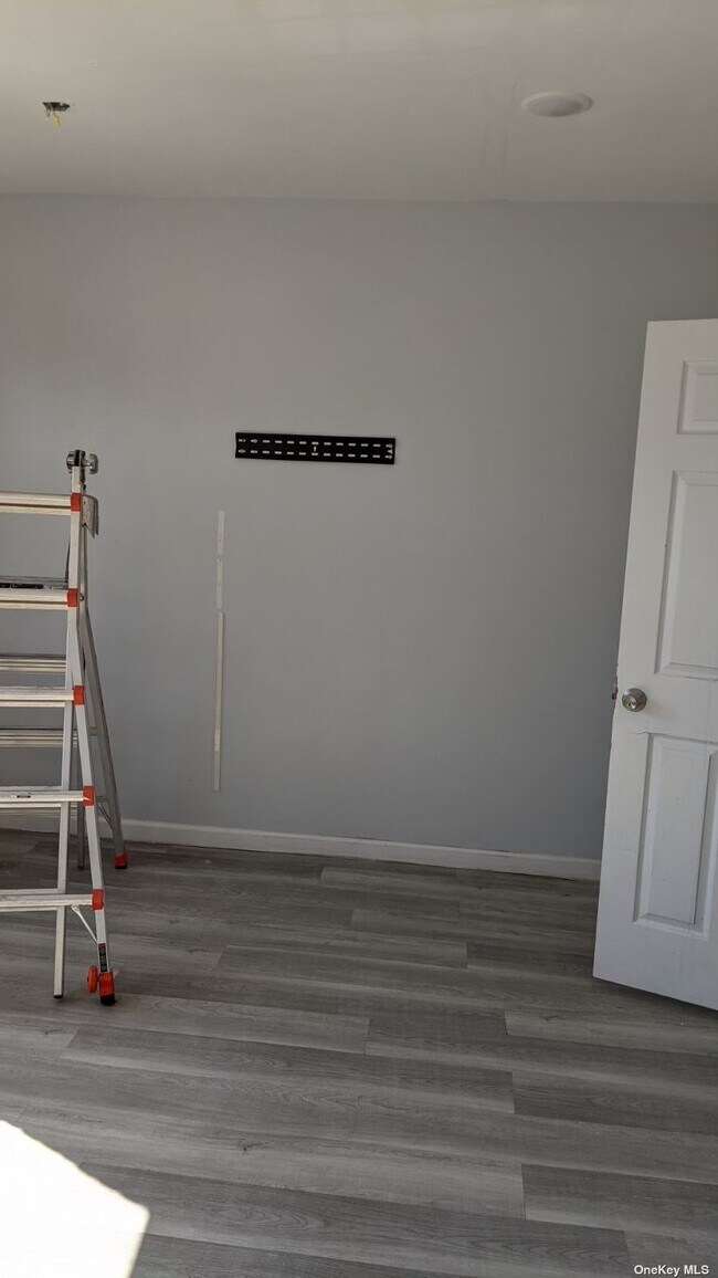 Foto del edificio - 211-07 Jamaica Ave