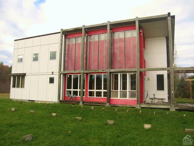 Building Photo - 465 Snydertown Rd
