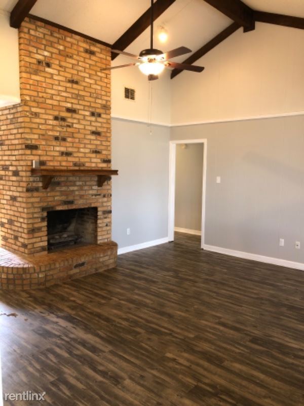 Building Photo - 3 br, 2 bath House - 2513 Spruce Drive