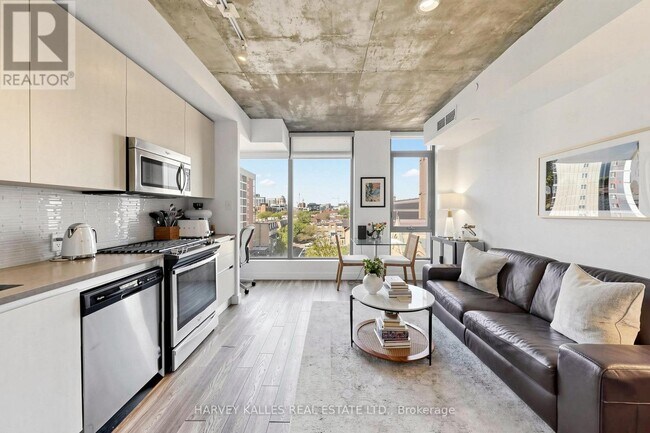 Photo du bâtiment - 111 Bathurst St
