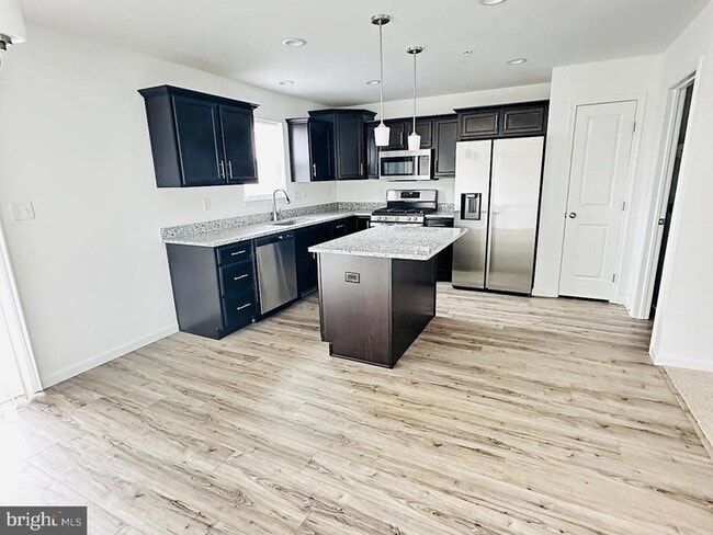 Building Photo - 122 Copperleaf Dr