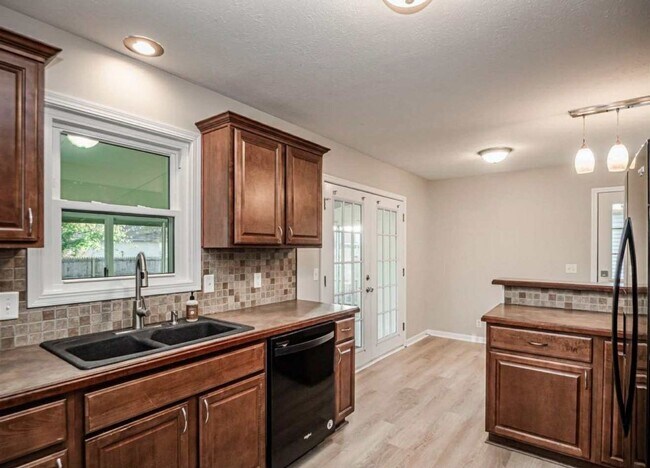 Foto del edificio - 4213 Hunters Trce