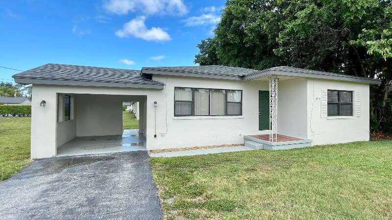 Foto principal - 3819 Davis Rd
