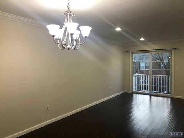 Building Photo - 2222 Lancaster Ct