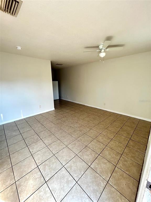 Foto del edificio - 9601 N 10th St