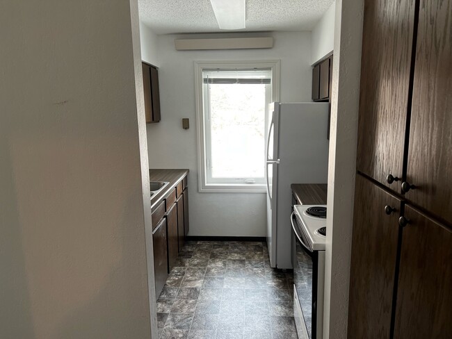Kitchen - Morning Sun Apartments