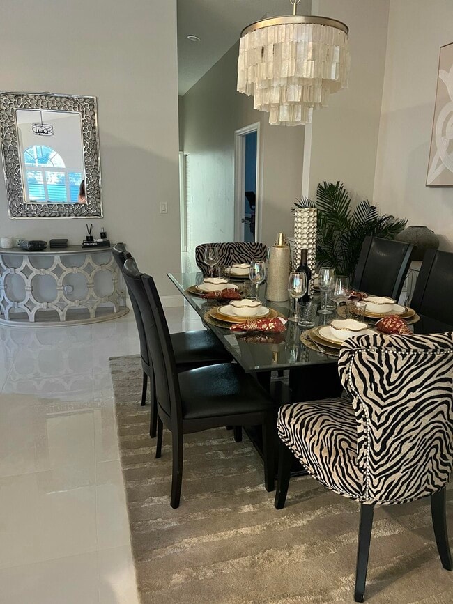 Foto del edificio - 5072 Alencia Ct