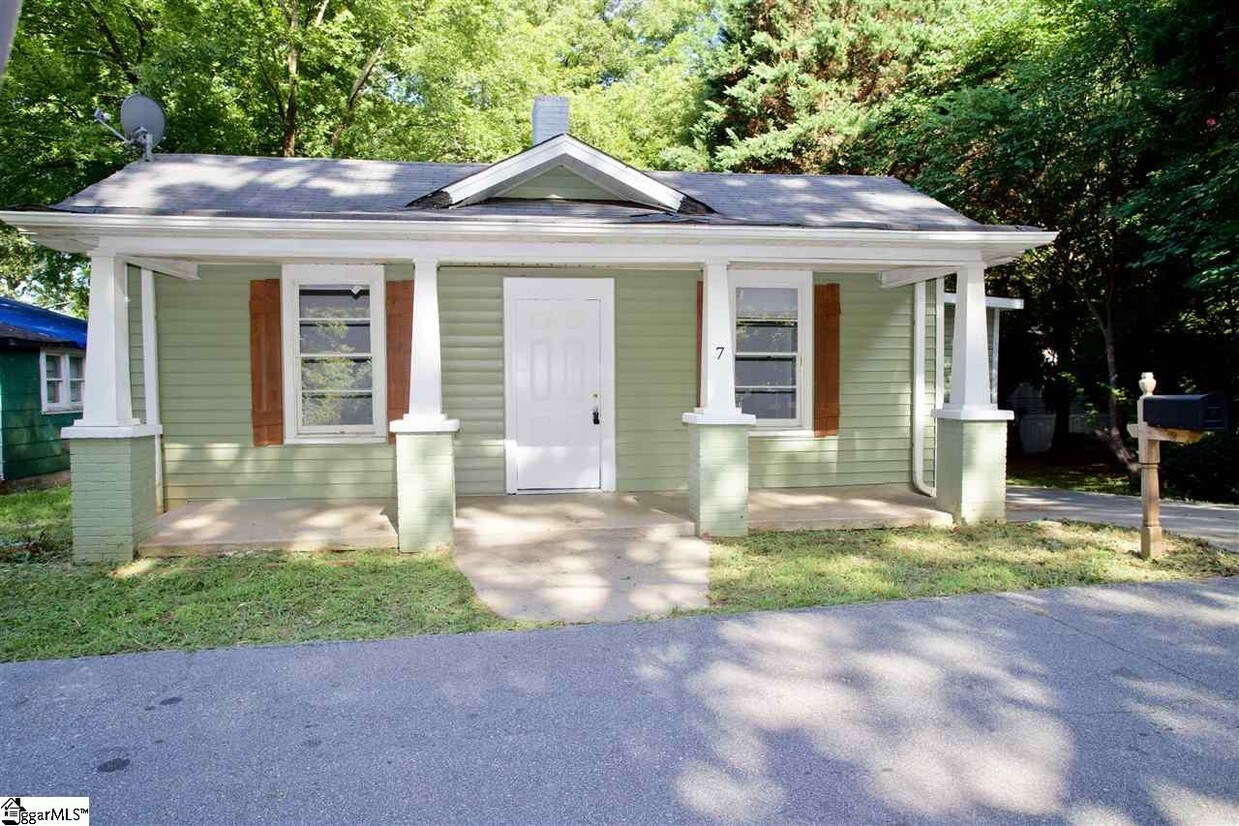 Primary Photo - 7 Whitmire St