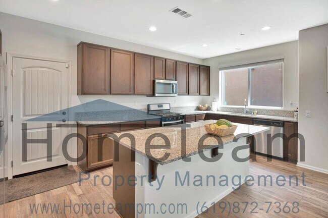Foto del edificio - *Coming Soon * 3 BR/ 3 BA 2200 SQFT Otay R...