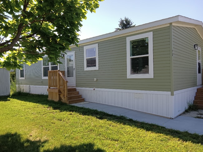 Building Photo - 72 Hunters Rill