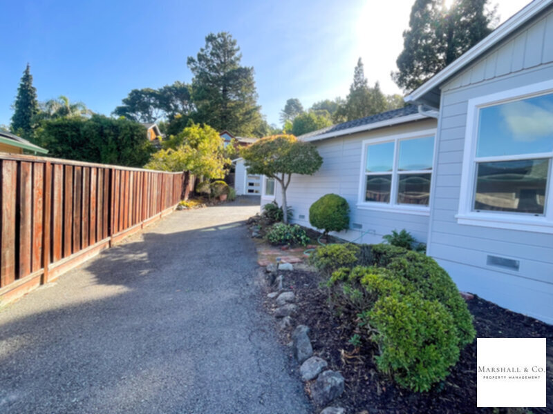 Foto principal - GORGEOUS REMODELED 3BR/2BA HOMEALL NEW FEA...