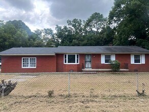Building Photo - 3901 Coventry Rd