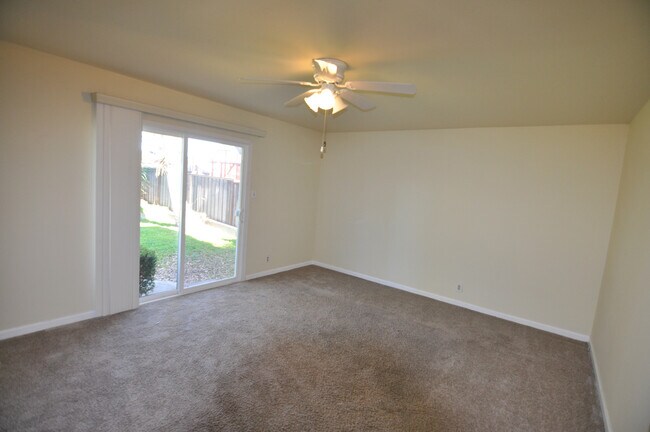 Building Photo - 4/2 Cambrian Home with Spacious Backyard