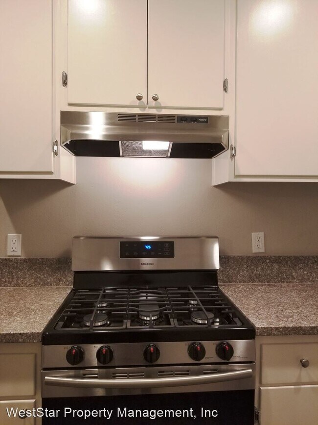 Building Photo - 2439-2443 Palm Pl