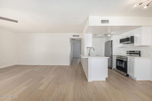 Foto del edificio - 14252 N Boxwood Ln