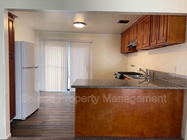 Building Photo - 1116 Union Ave