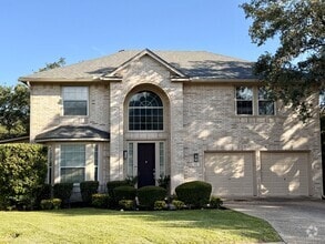 Building Photo - 510 Roble Fino