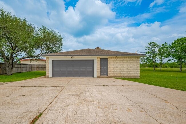Building Photo - 11235 FM1764